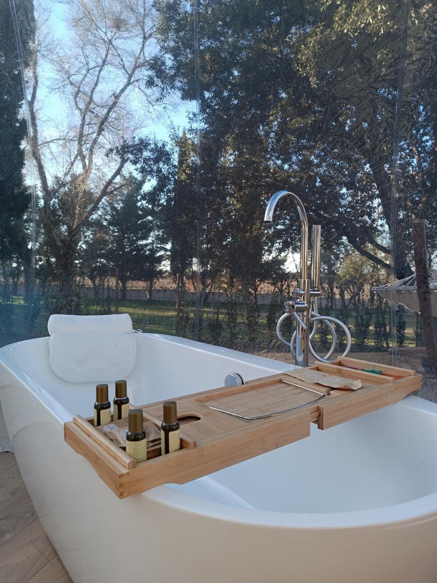 Bubble Room Puglia Villa Bautier Bubblenights Чериньола Экстерьер фото